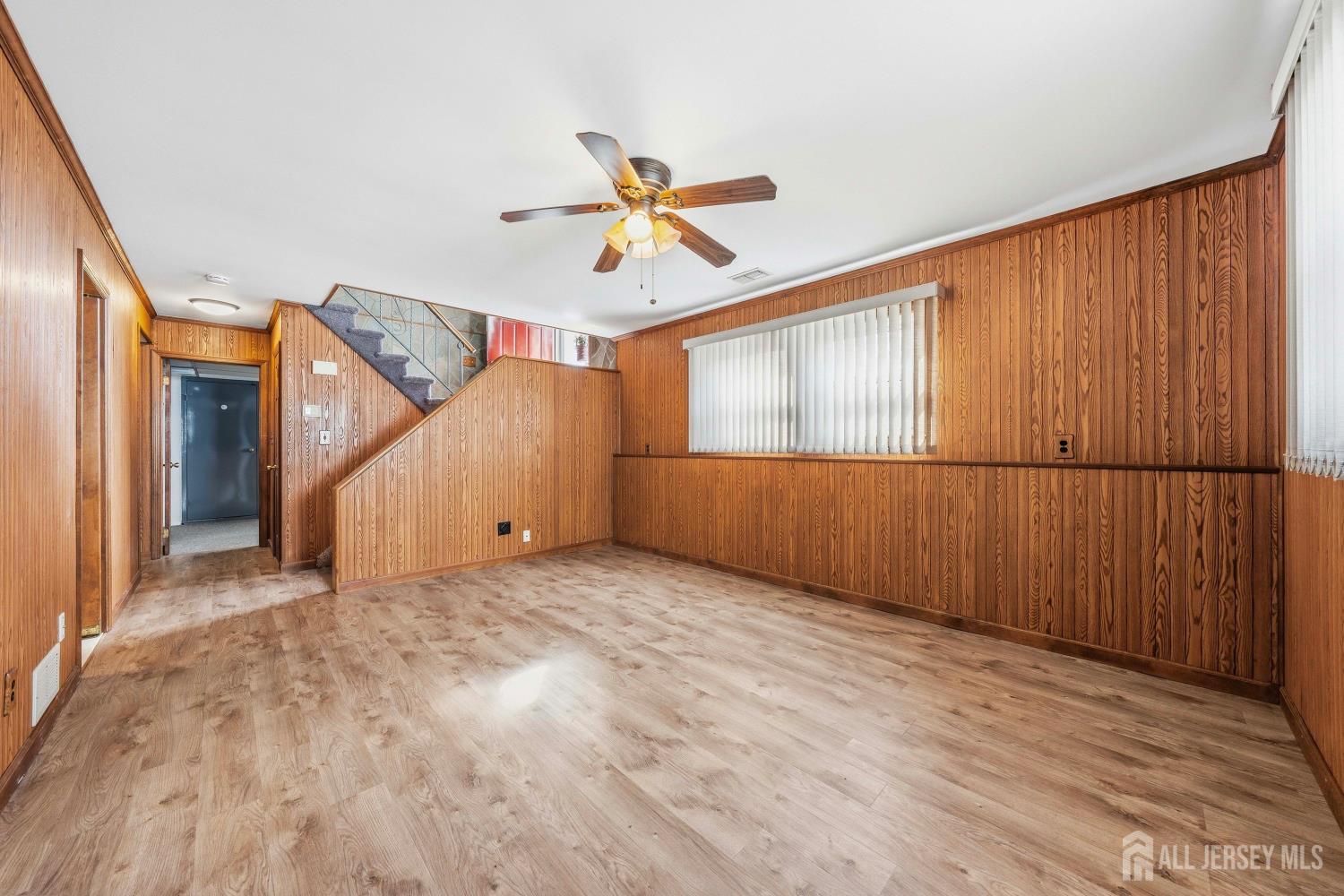 62 Pinho Avenue Carteret NJ 07008