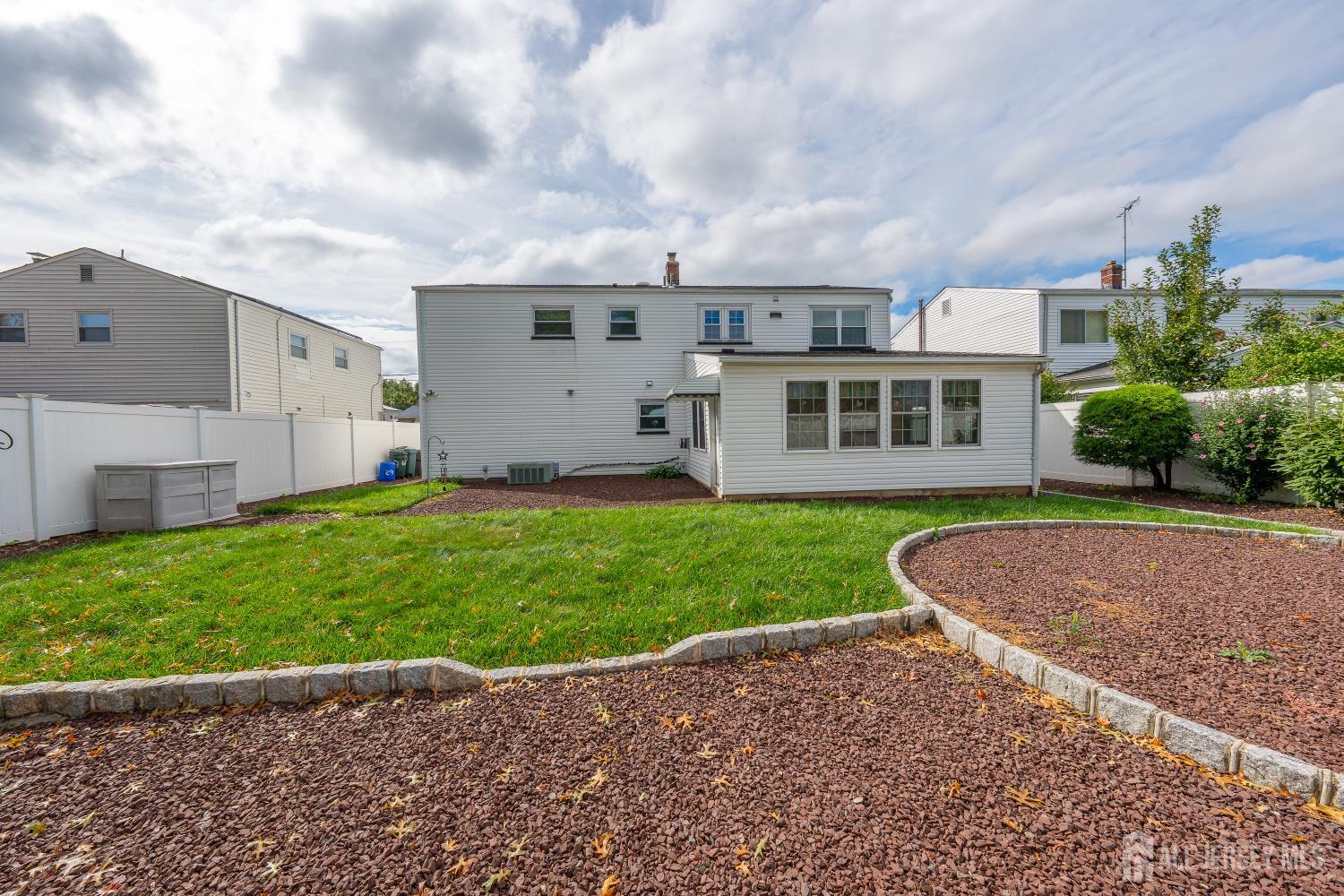 62 Pinho Avenue Carteret NJ 07008