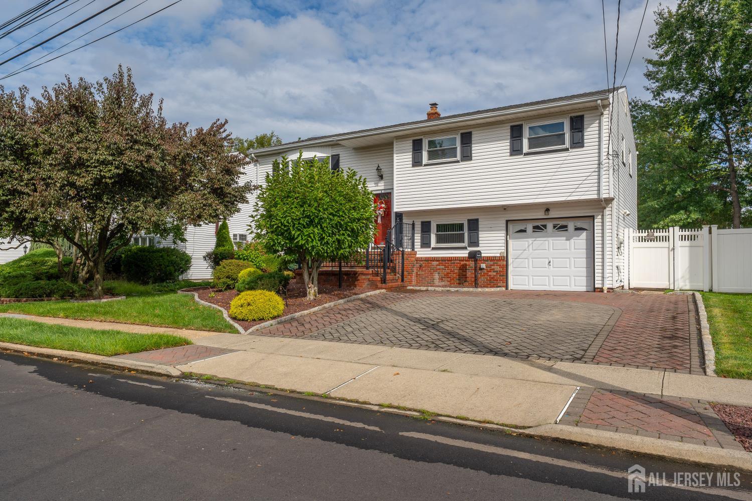 62 Pinho Avenue Carteret NJ 07008