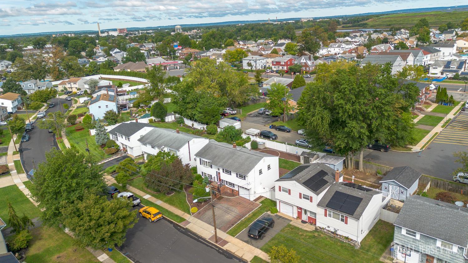 62 Pinho Avenue Carteret NJ 07008