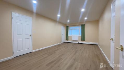 16 Lake Avenue East Brunswick NJ 08816