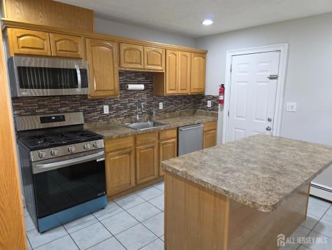 17 Colton Road Edison NJ 08817
