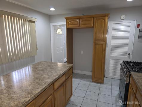 17 Colton Road Edison NJ 08817