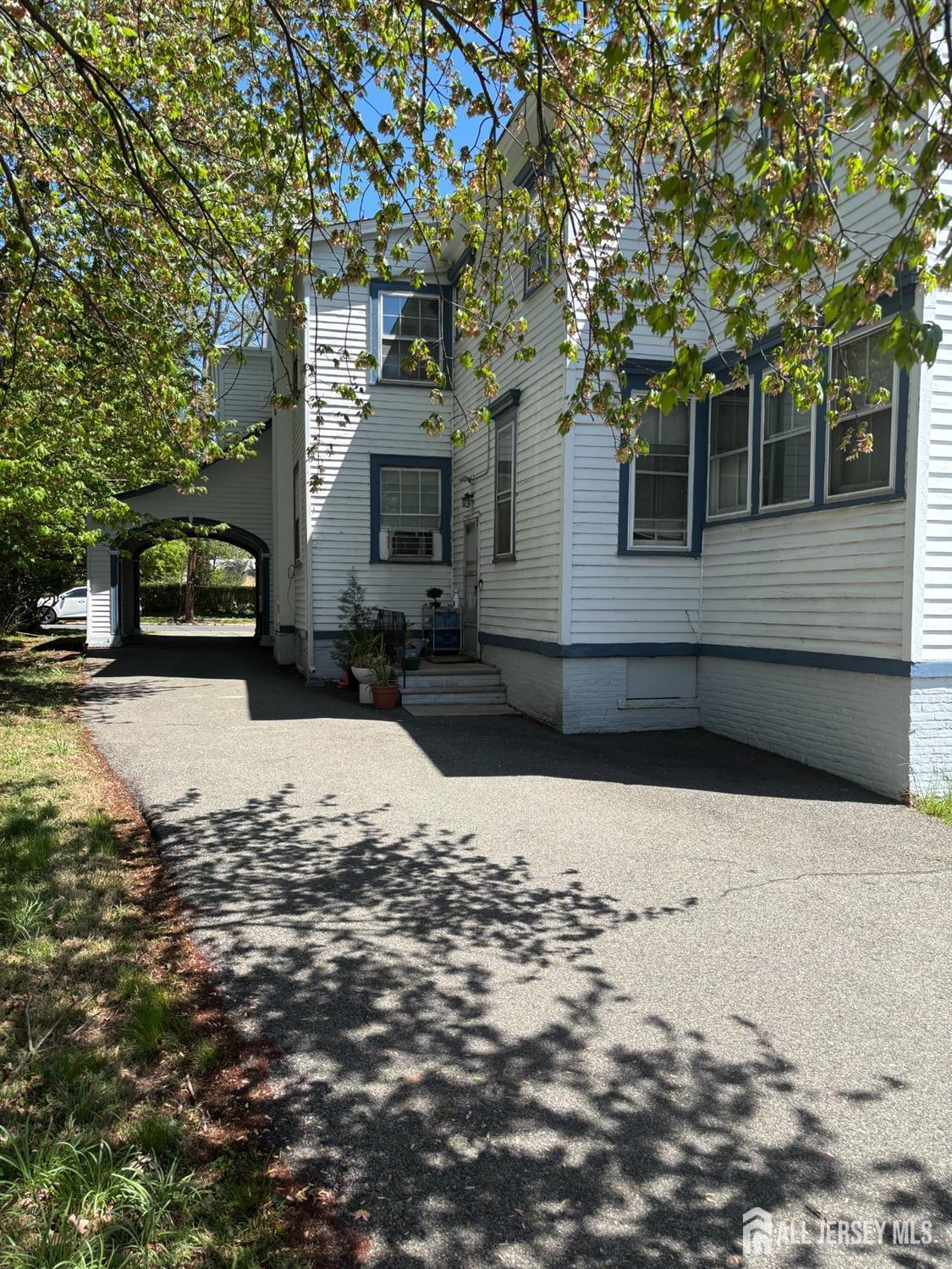 76 S Adelaide Avenue Highland Park NJ 08904