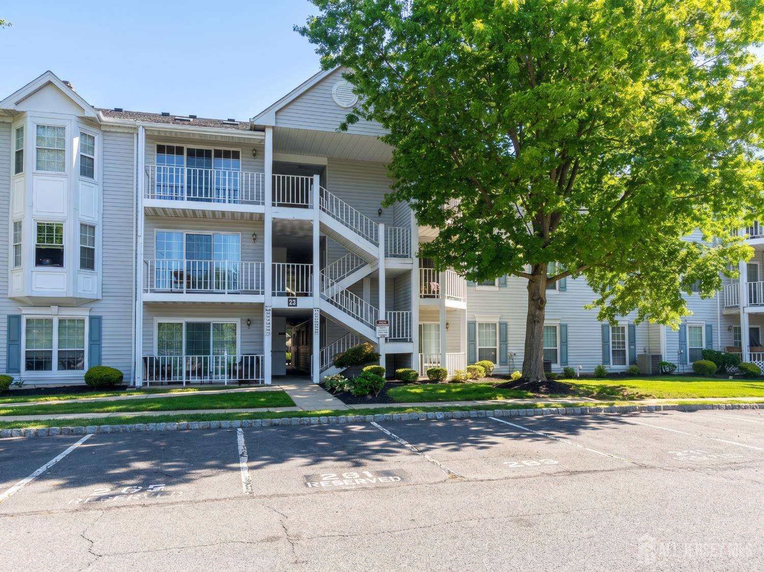 279 Kempsey Drive North Brunswick NJ 08902