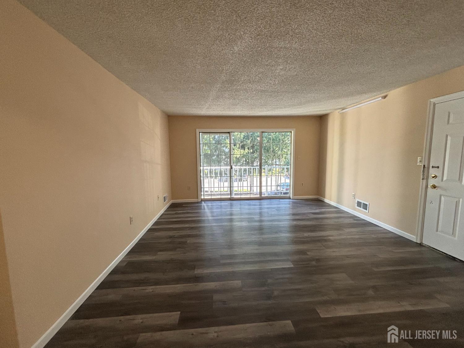 279 Kempsey Drive North Brunswick NJ 08902