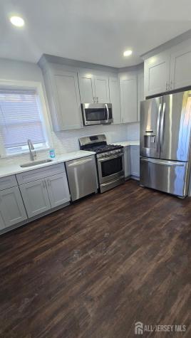 272 Market Street Perth Amboy NJ 08861