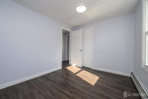 74 Albert Street Woodbridge Proper NJ 07095