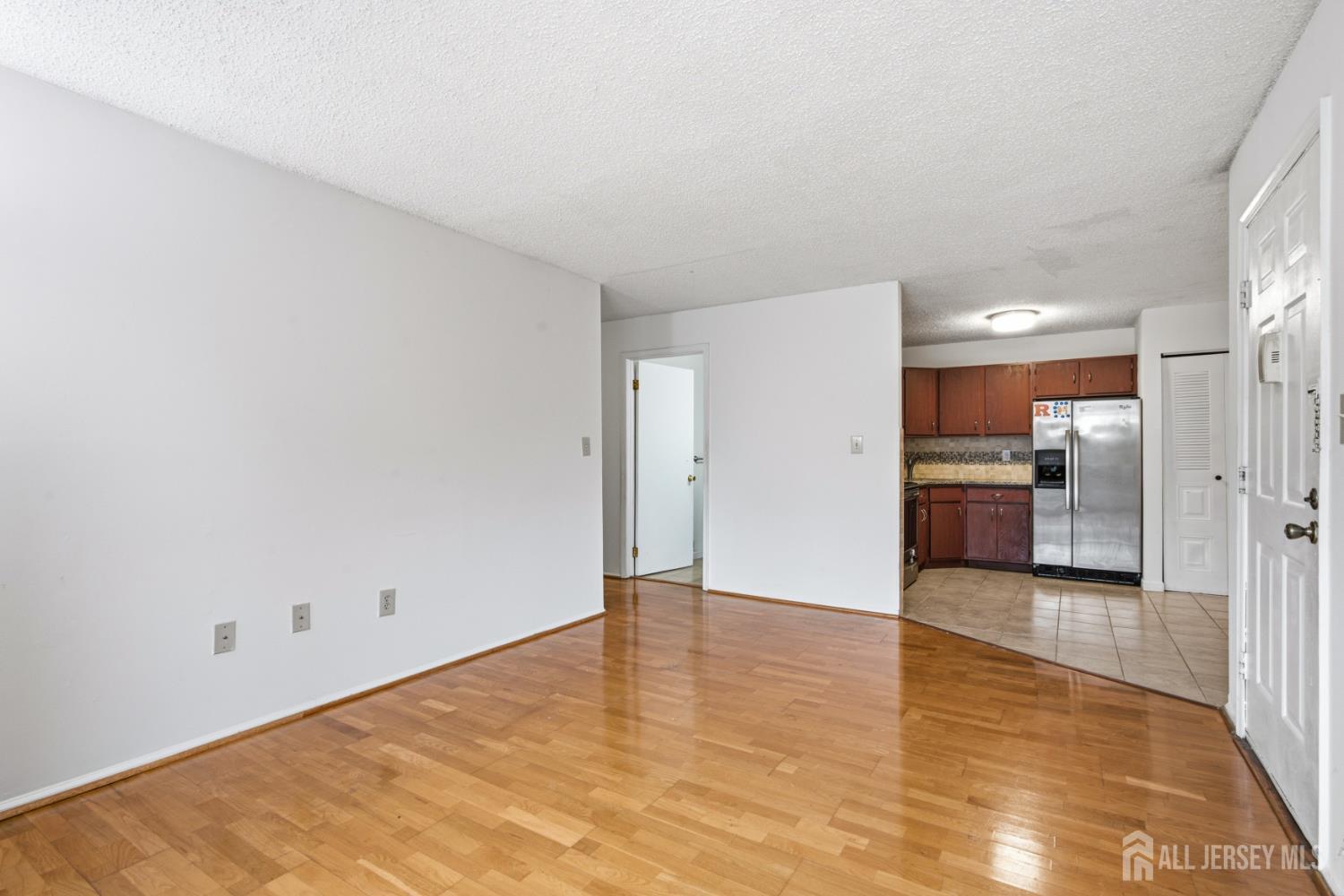 334 Lancaster Court Piscataway NJ 08854