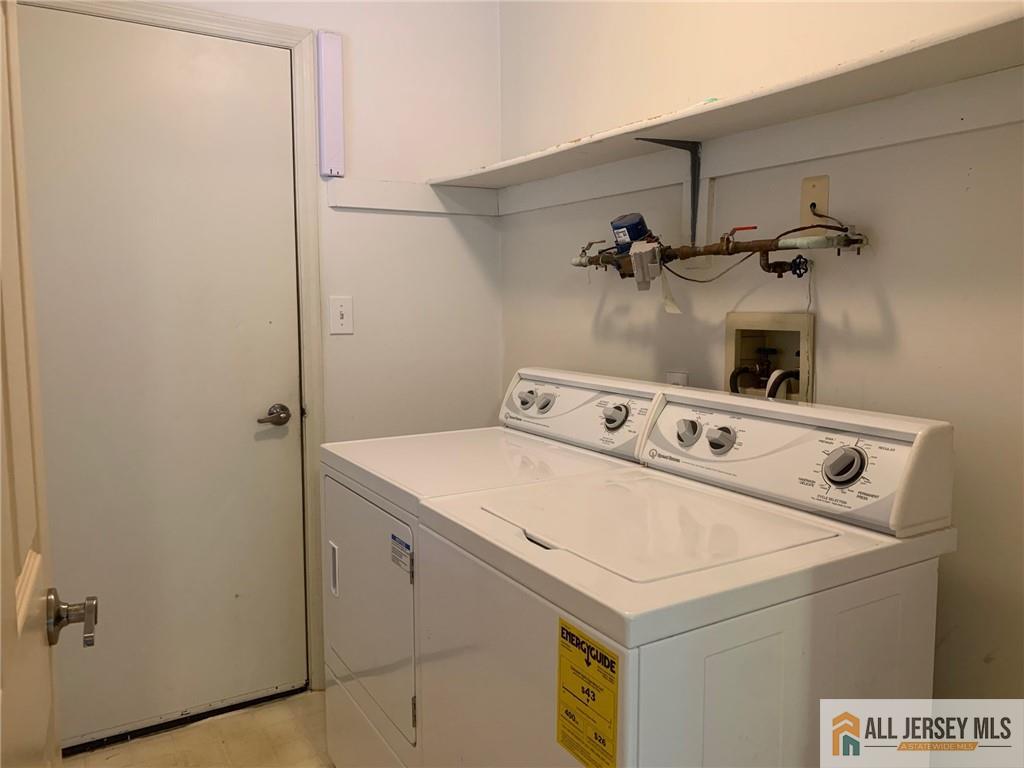 3 Edinburgh Drive Monroe NJ 08831