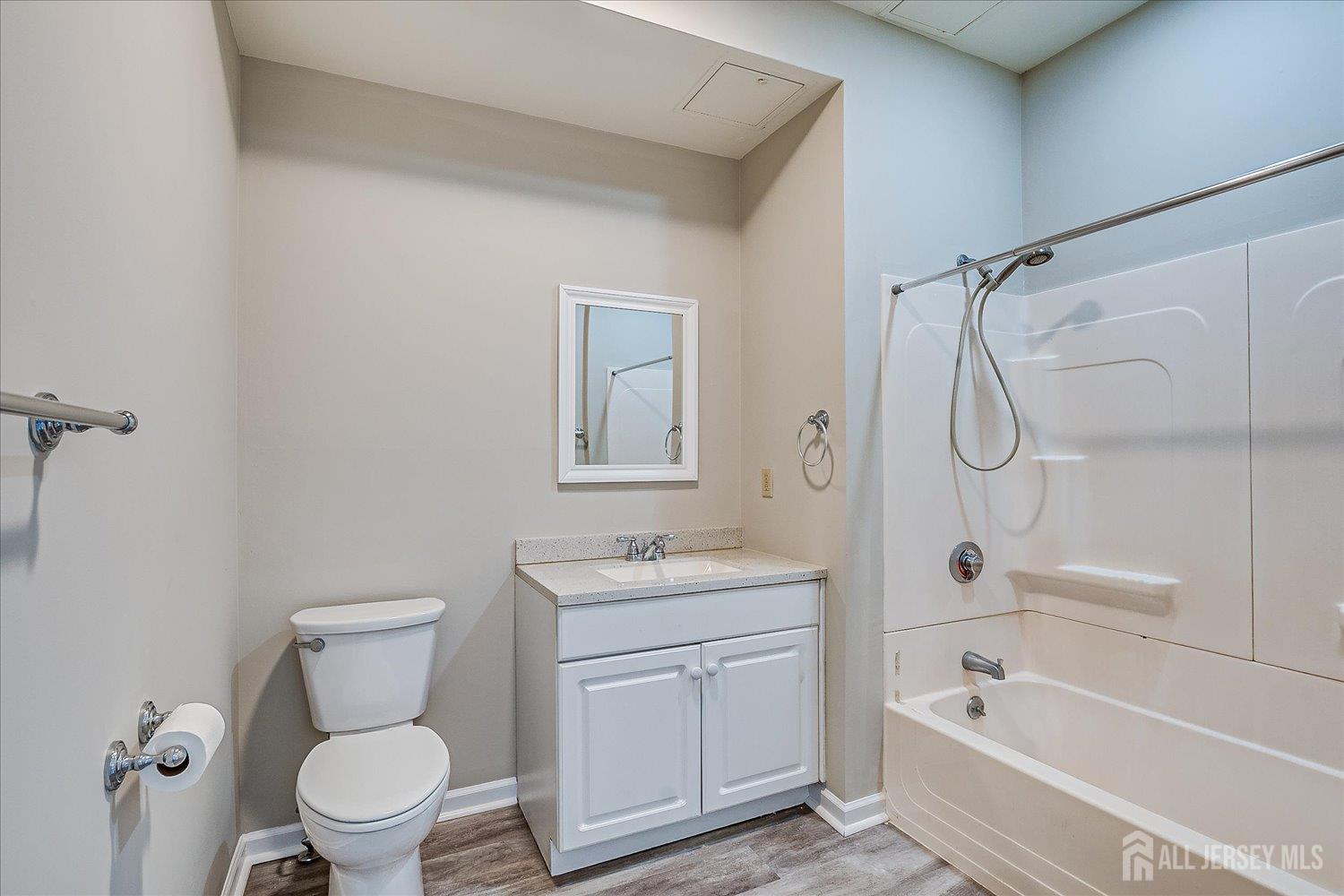 160 Durham Avenue Metuchen NJ 08840
