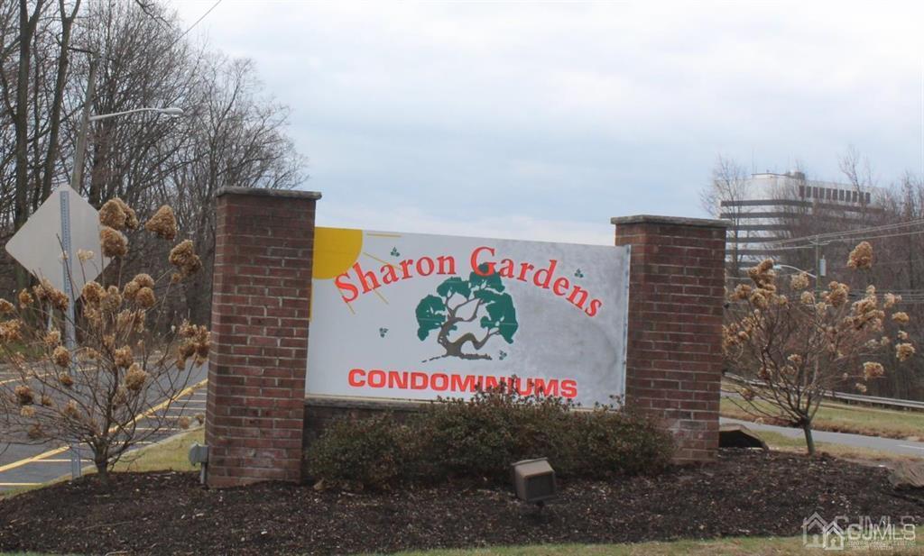 321 Sharon Garden Court Woodbridge Proper NJ 07095