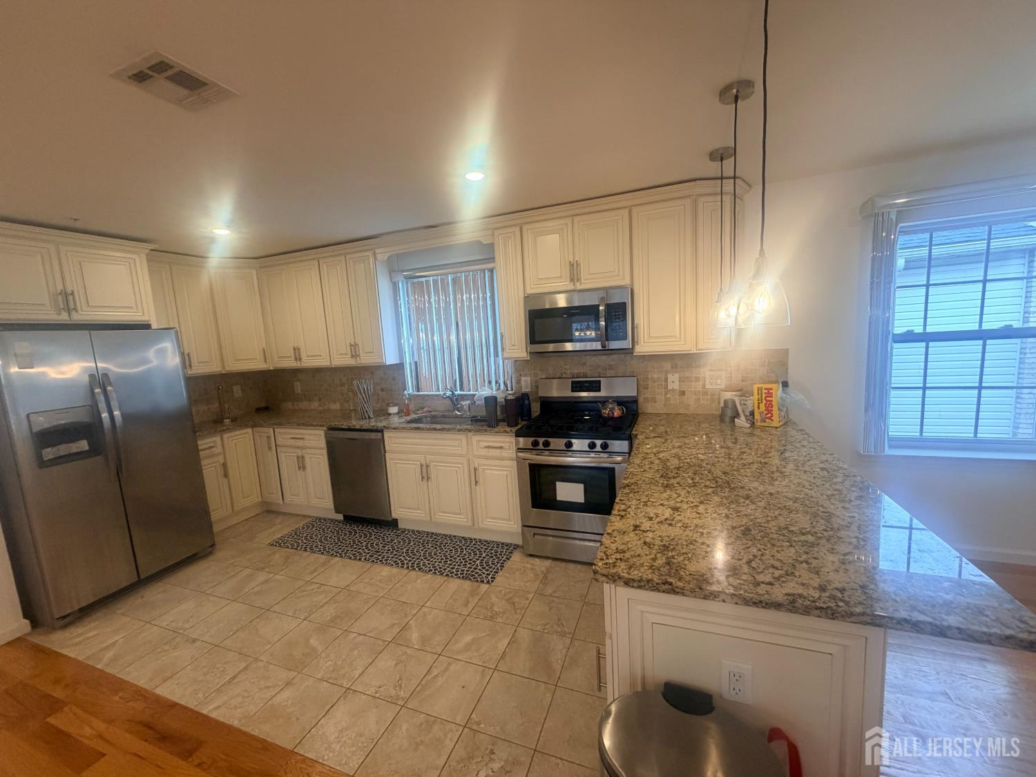 784 Bergen Street Newark NJ 07108
