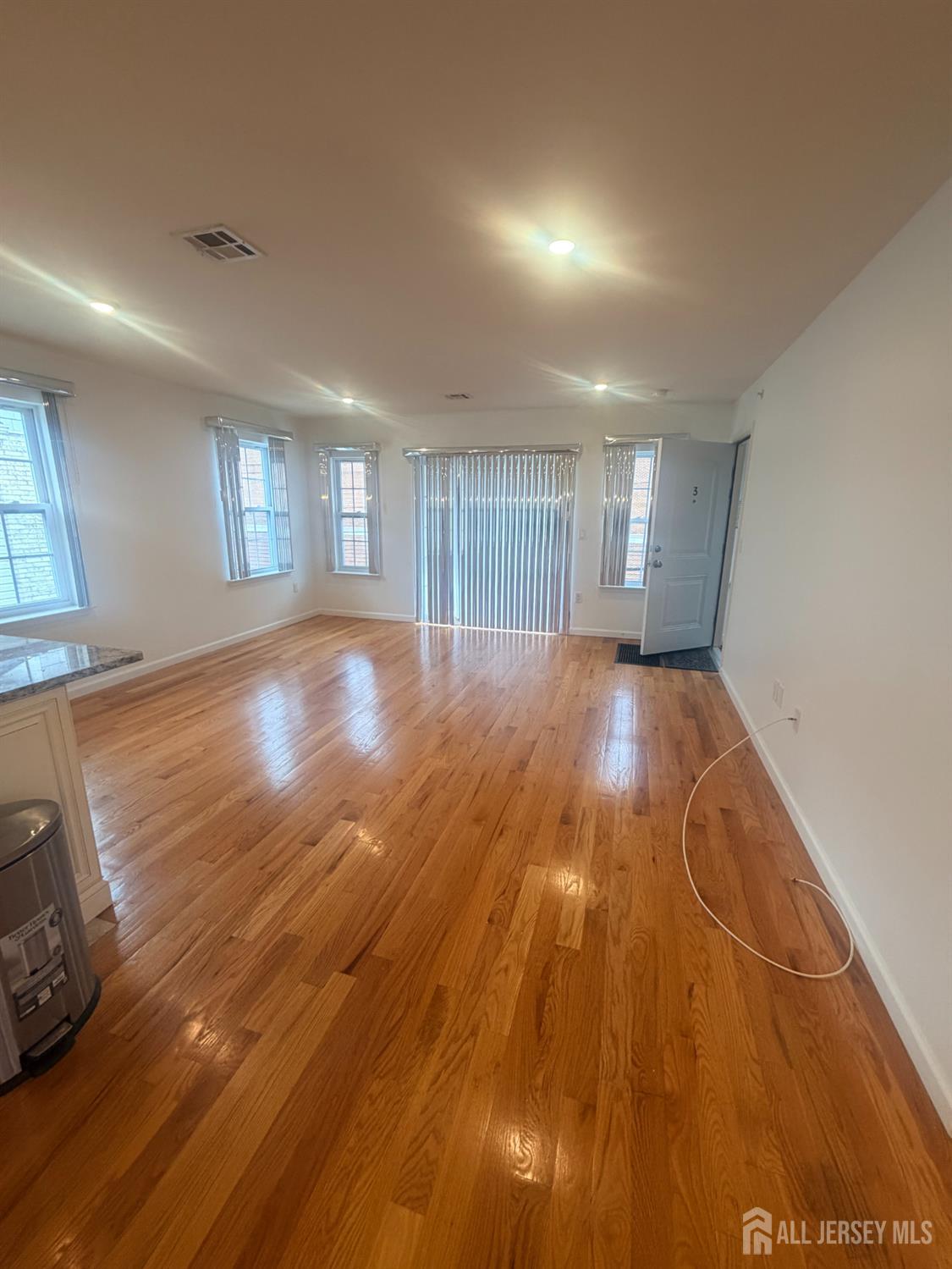784 Bergen Street Newark NJ 07108