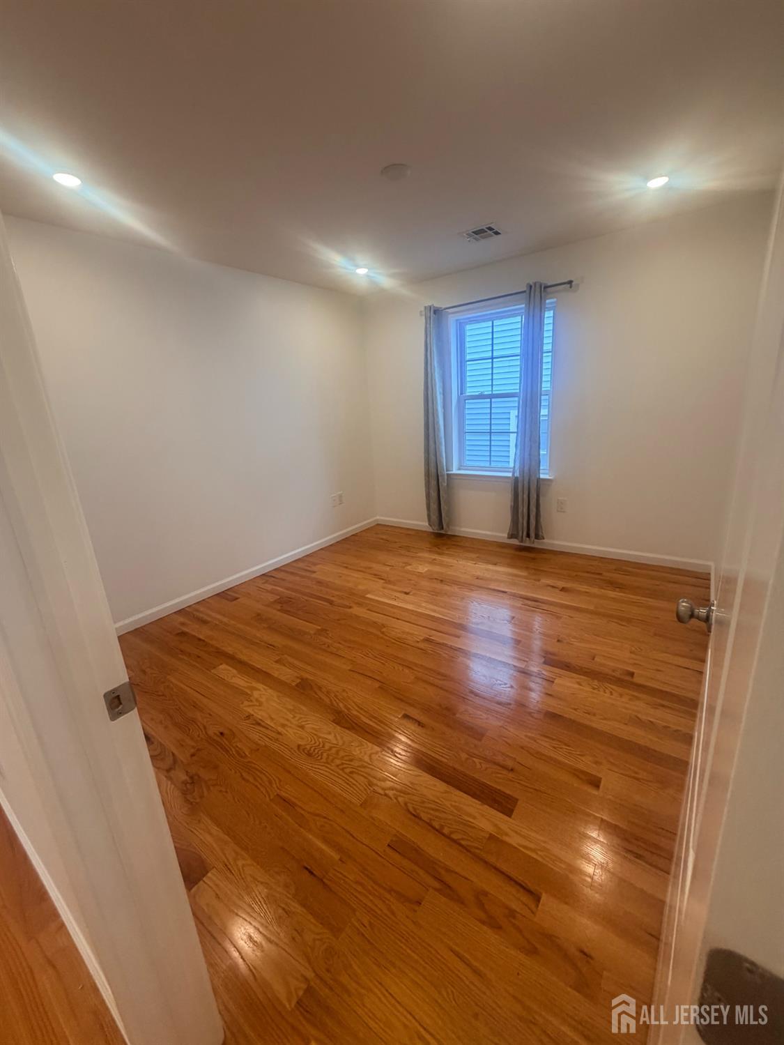 784 Bergen Street Newark NJ 07108