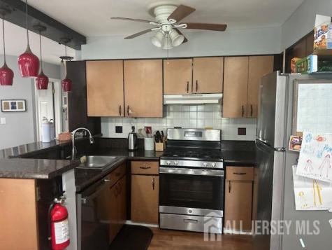 30 Lear Court East Brunswick NJ 08816