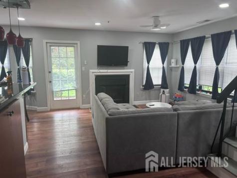 30 Lear Court East Brunswick NJ 08816