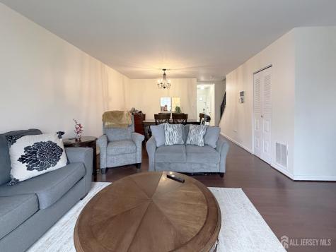 149 Abbot Court Piscataway NJ 08854