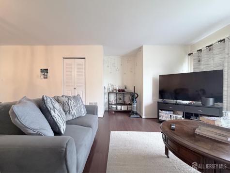 149 Abbot Court Piscataway NJ 08854