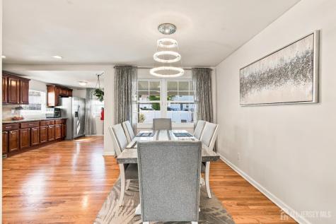 74 Elmwood Avenue Edison NJ 08837
