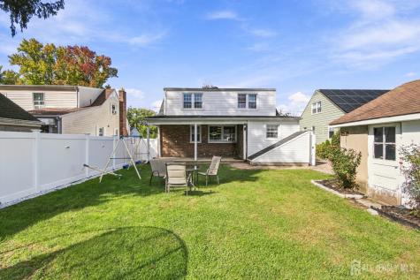 74 Elmwood Avenue Edison NJ 08837