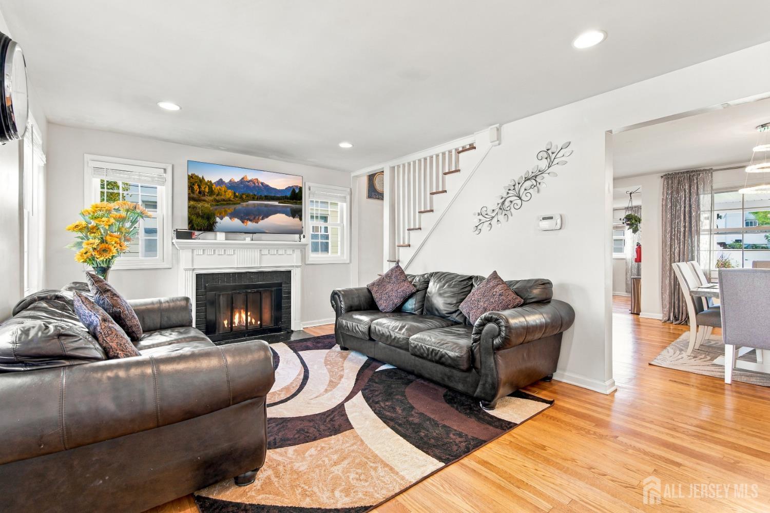 74 Elmwood Avenue Edison NJ 08837