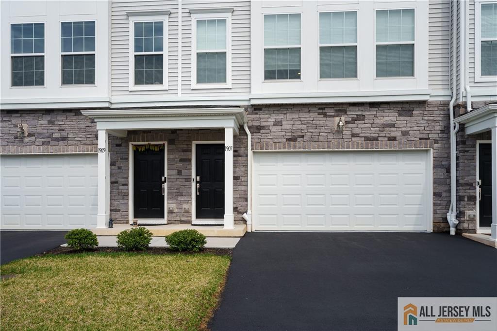 1907 Swales Court Monroe NJ 08831