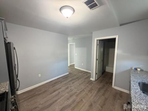 816 King Georges Road Fords NJ 08863