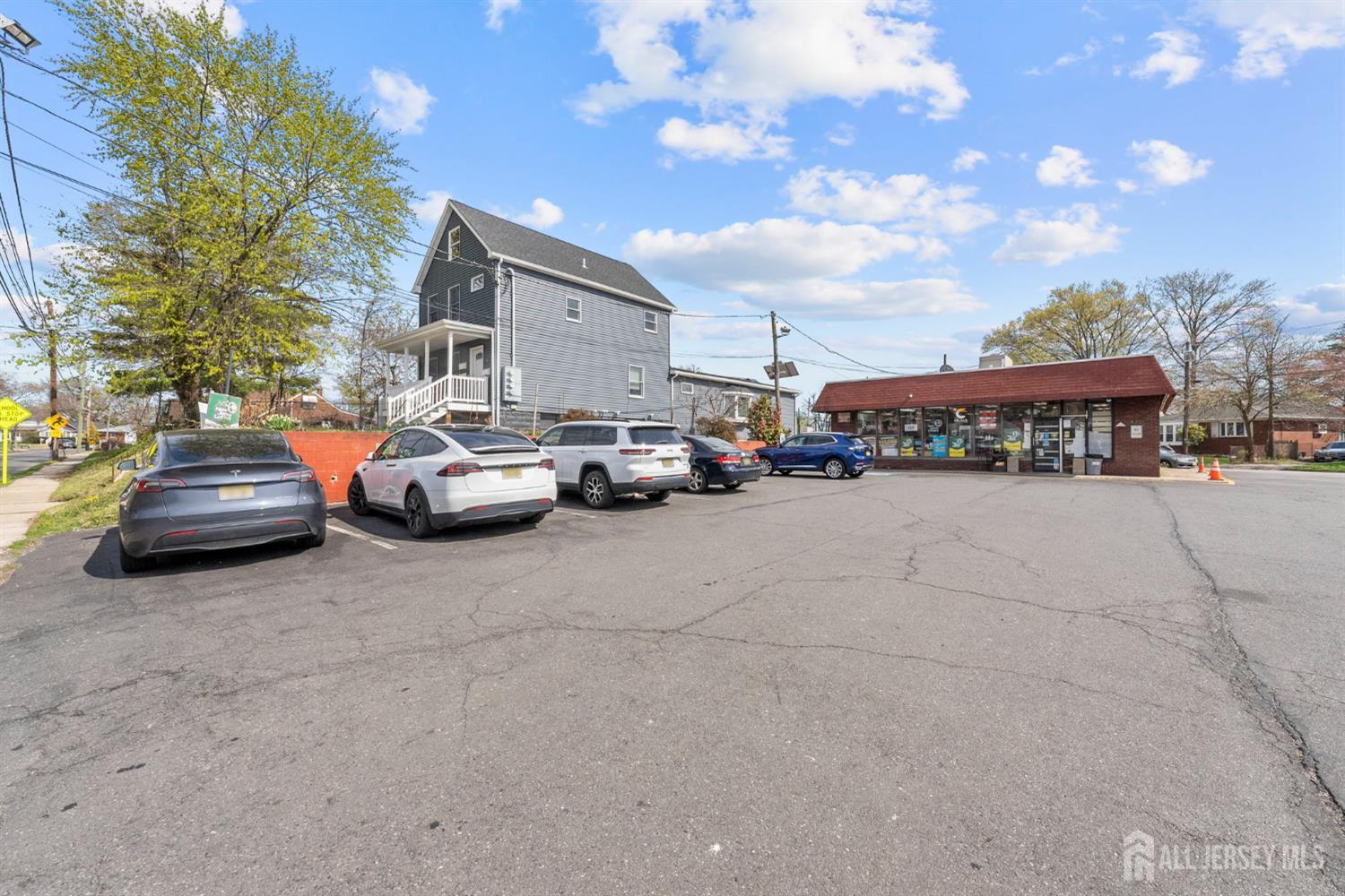 816 King Georges Road Fords NJ 08863