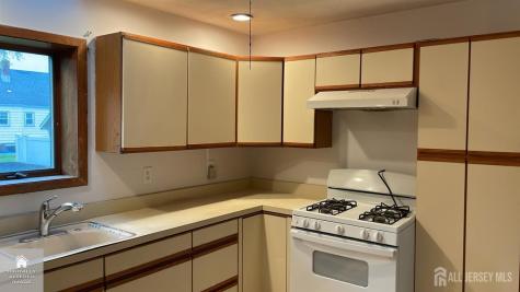 11 Pelham Avenue Edison NJ 08034