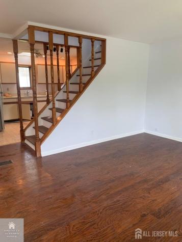 11 Pelham Avenue Edison NJ 08034