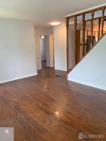 11 Pelham Avenue Edison NJ 08034