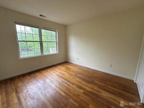 111 Harris Avenue Middlesex NJ 08846