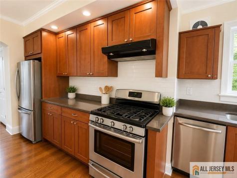 161 Nichol Avenue New Brunswick NJ 08901