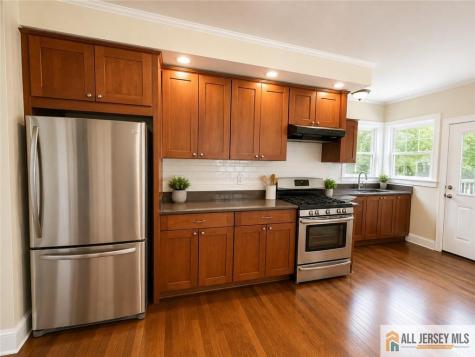 161 Nichol Avenue New Brunswick NJ 08901