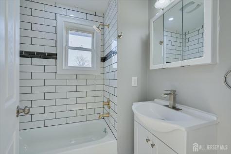 36 2nd Avenue Port Reading NJ 07064