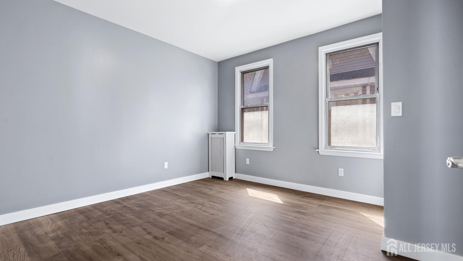 19 Newfield Street East Orange NJ 07017
