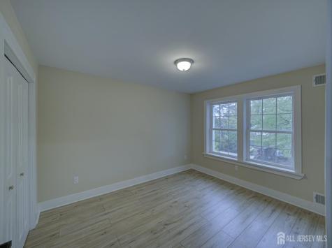 8 Travers Avenue Edison NJ 08817