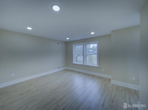 8 Travers Avenue Edison NJ 08817