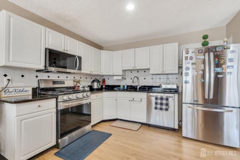 55 Guisborough Way Edison NJ 08820