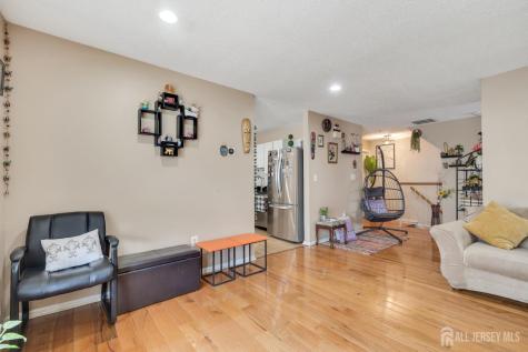 55 Guisborough Way Edison NJ 08820
