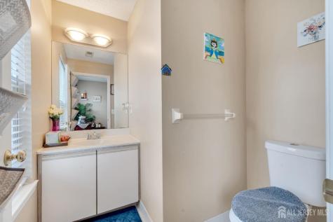 55 Guisborough Way Edison NJ 08820