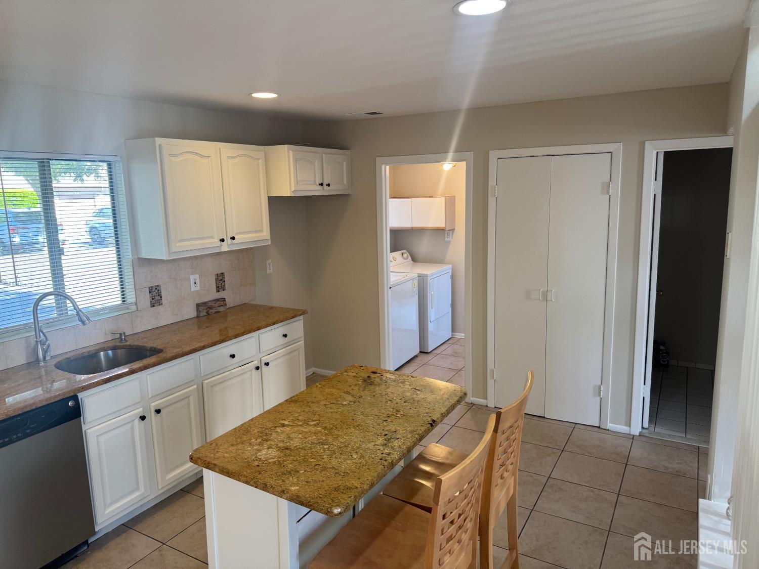 20 Denise Drive Edison NJ 08820
