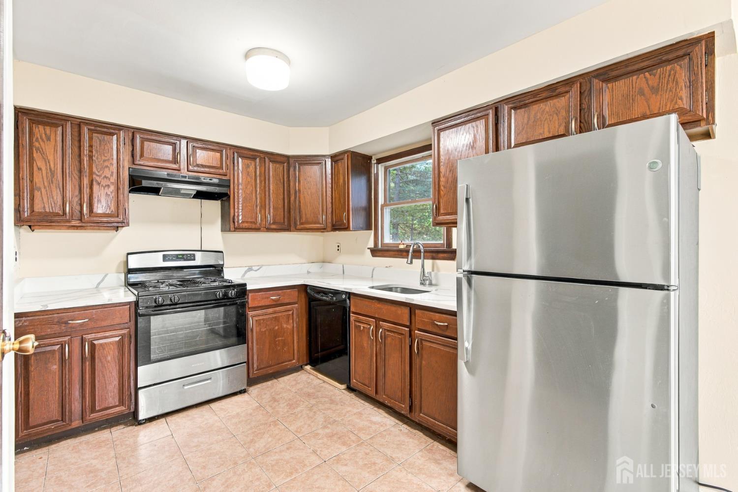 1402 Merrywood Drive Edison NJ 08817