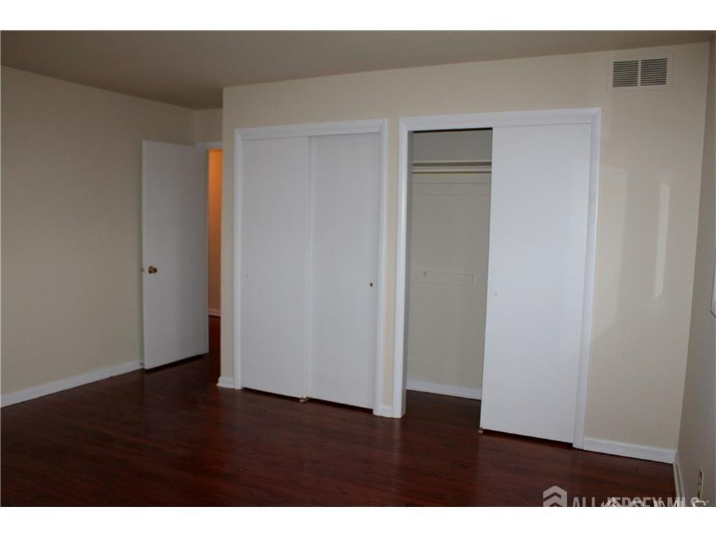 1 Fairview Avenue Edison NJ 08817