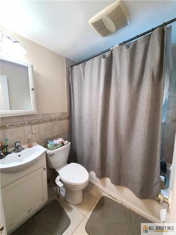 23 Coolidge Avenue Edison NJ 08837