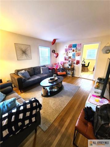 23 Coolidge Avenue Edison NJ 08837