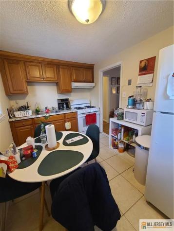 23 Coolidge Avenue Edison NJ 08837