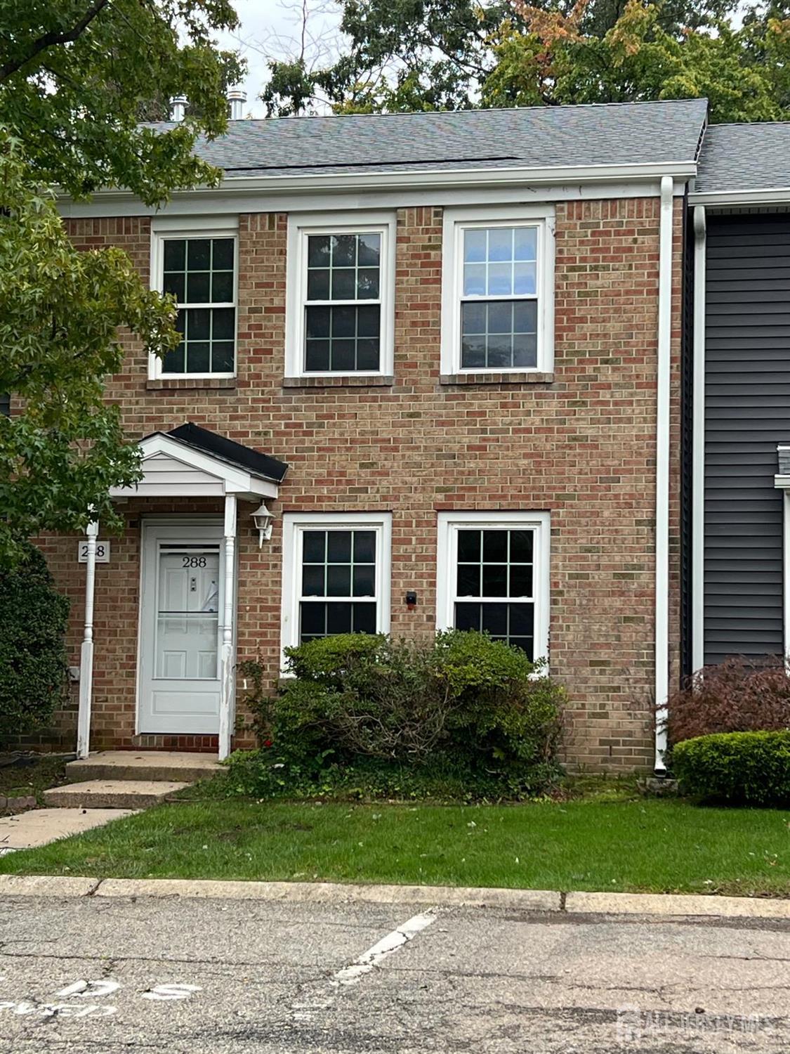 288 Constitution Circle North Brunswick NJ 08902