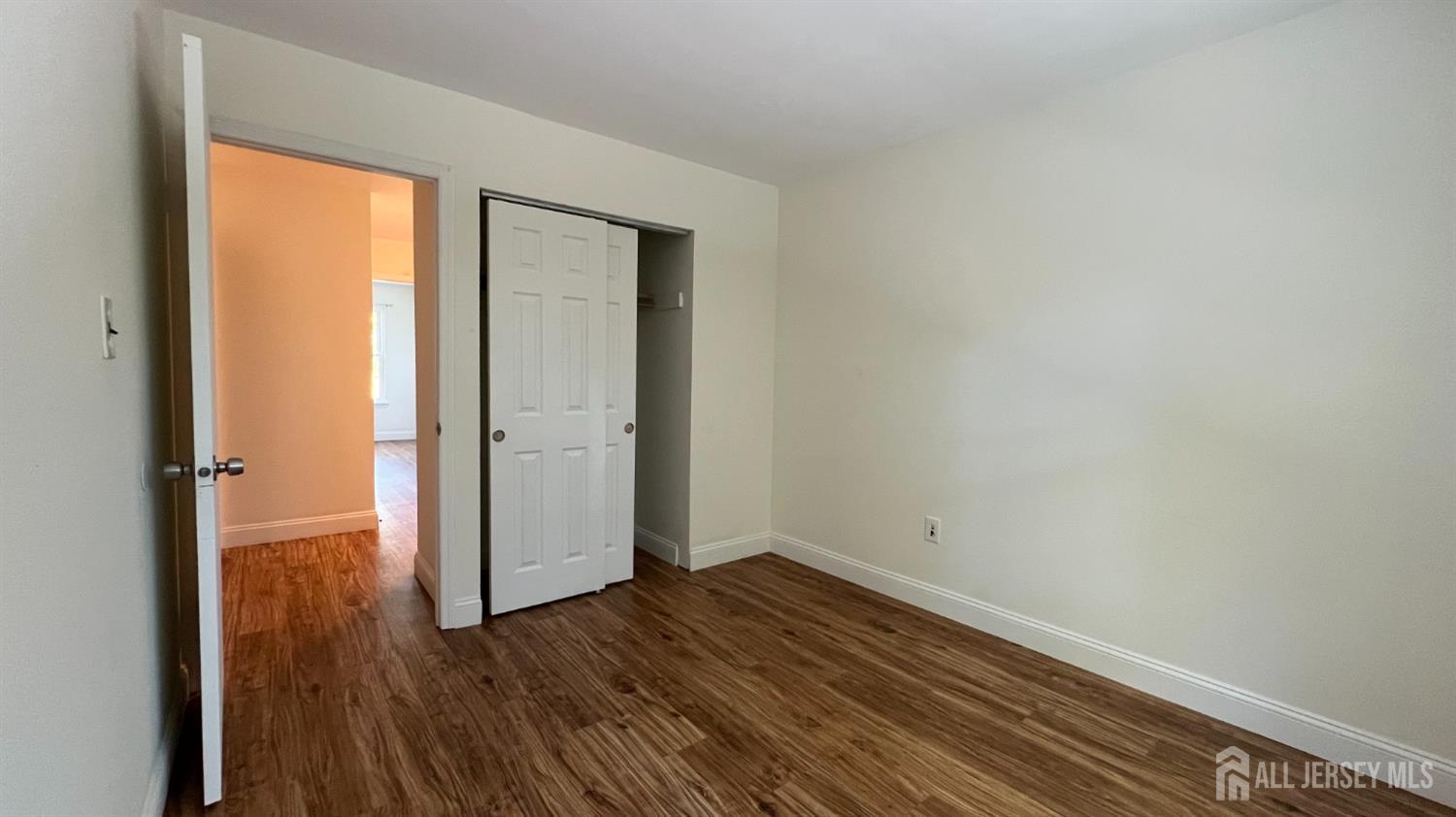 288 Constitution Circle North Brunswick NJ 08902